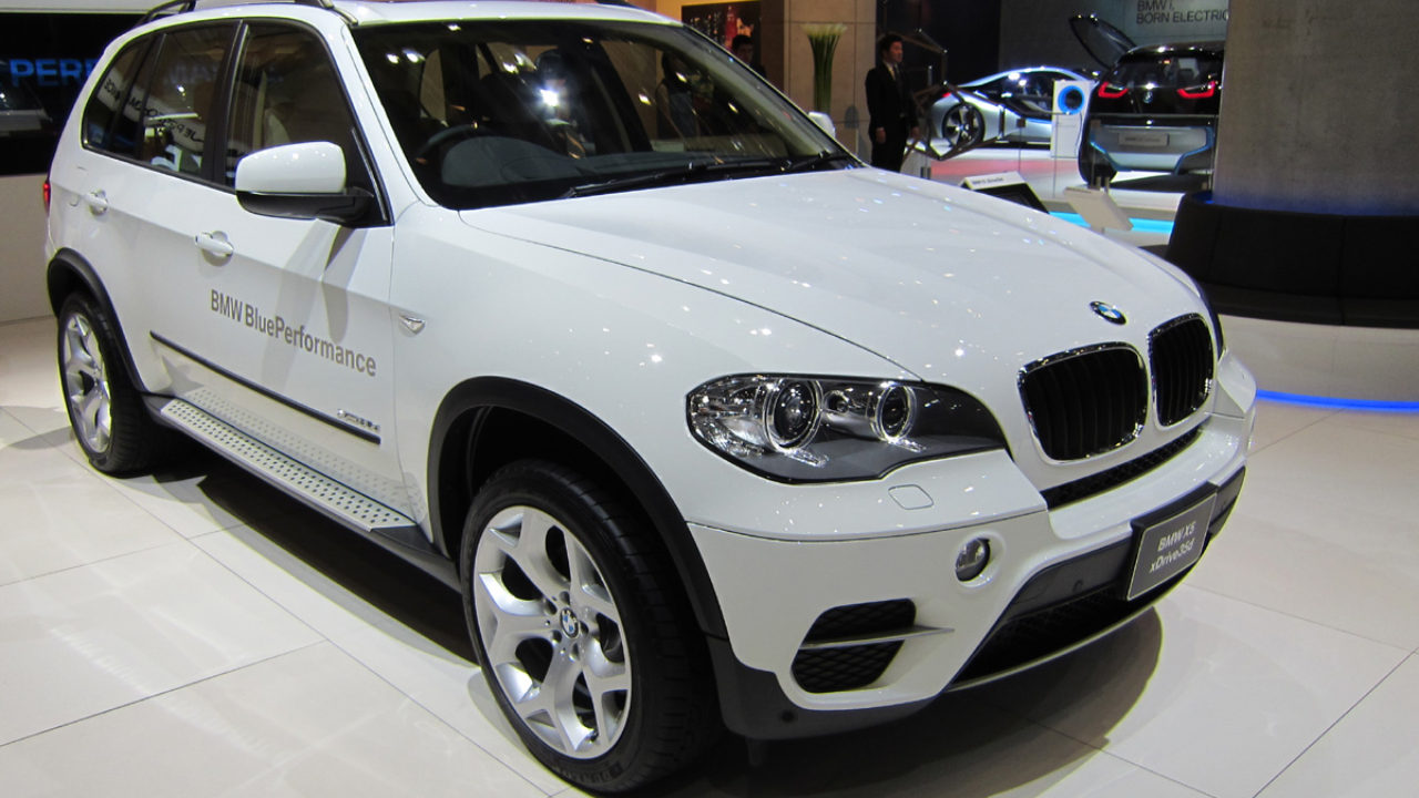 Bmw X5のディーゼル版 Xdrive35dが日本導入 自動車リサーチ