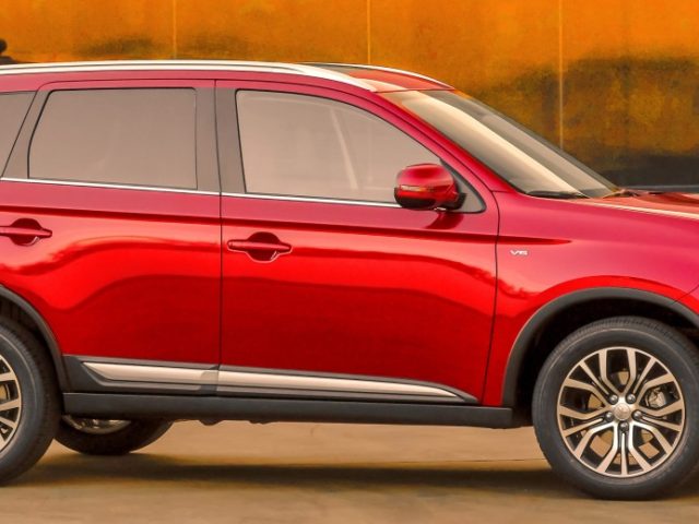 アウトランダーが新デザイン 15年6月にマイナーモデルチェンジ発売 自動車リサーチ