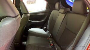 yaris-16