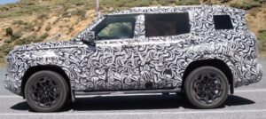 next-pajero-spyshots-03