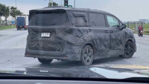 elgrand-spyshot-04