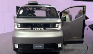 hiace-standard-roof-001