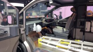 hiace-standard-roof-013