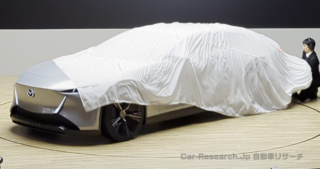 mazda-vision-x-coupe-100