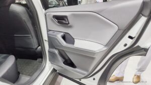 rav4-gr-sport-010