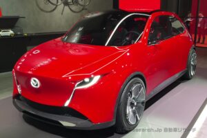 vision-x-compact-mazda2-034