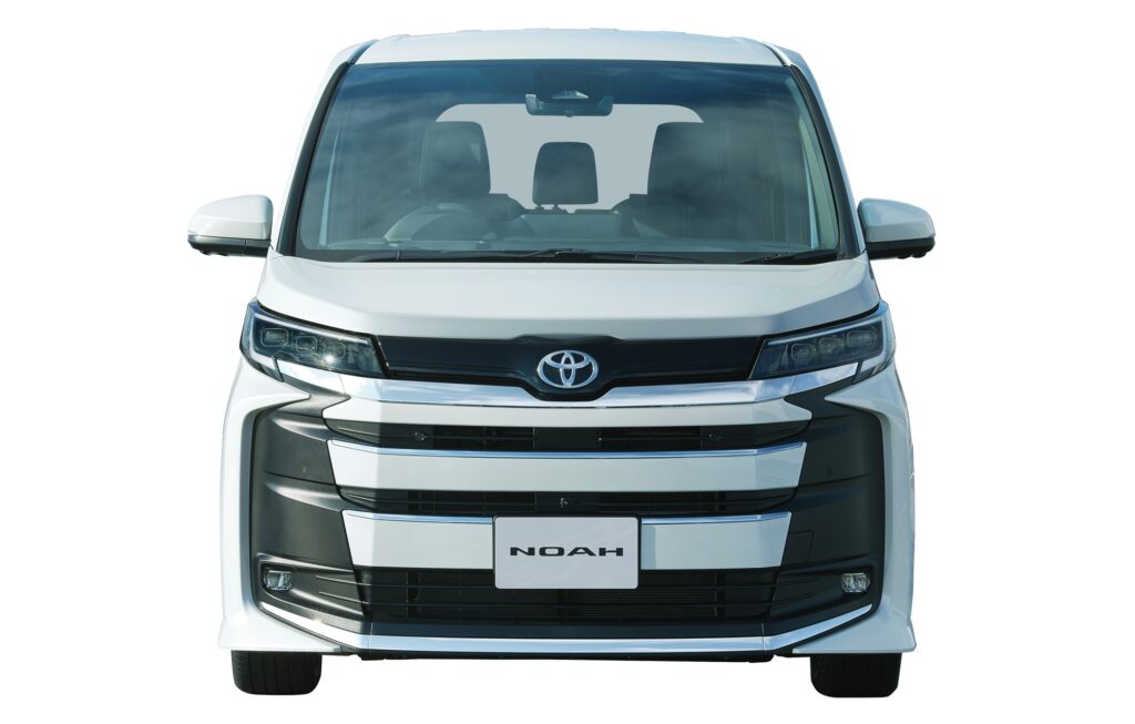 新型【ヴォクシー/ノア】マイナーチェンジいつ？2026年5月6日発売、フェイスリフト、価格 NOAH 326万1500円、VOXY 375万1000円、特別仕様車 煌とW×Bは無し、S-Zに12.3インチフル液晶メーター【トヨタ最新情報】