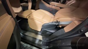 centurysuv-041