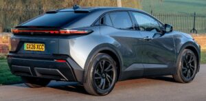 c-hr-plus-007