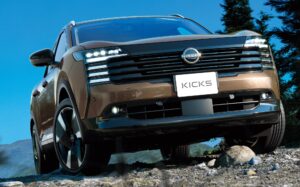 kicks-p16-jpn-0032