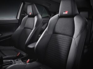 yaris-cross-gr-sport-013